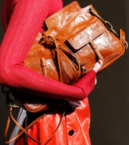 bottega-veneta-spring-summer-2017-runway-bag-collection-featuring-new-chic-bags-11